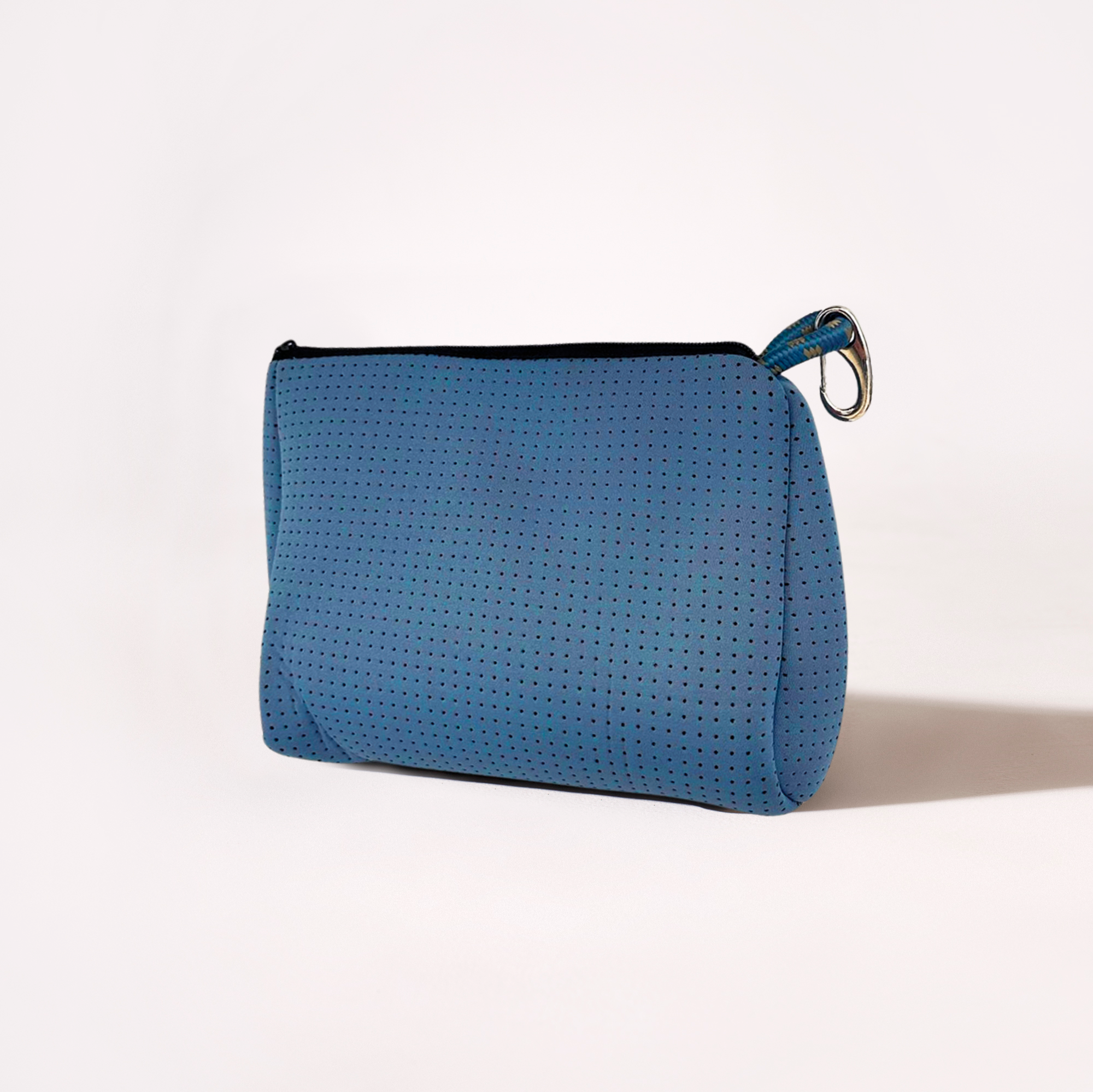 ESSENTIAL POUCH STORMY BLUE