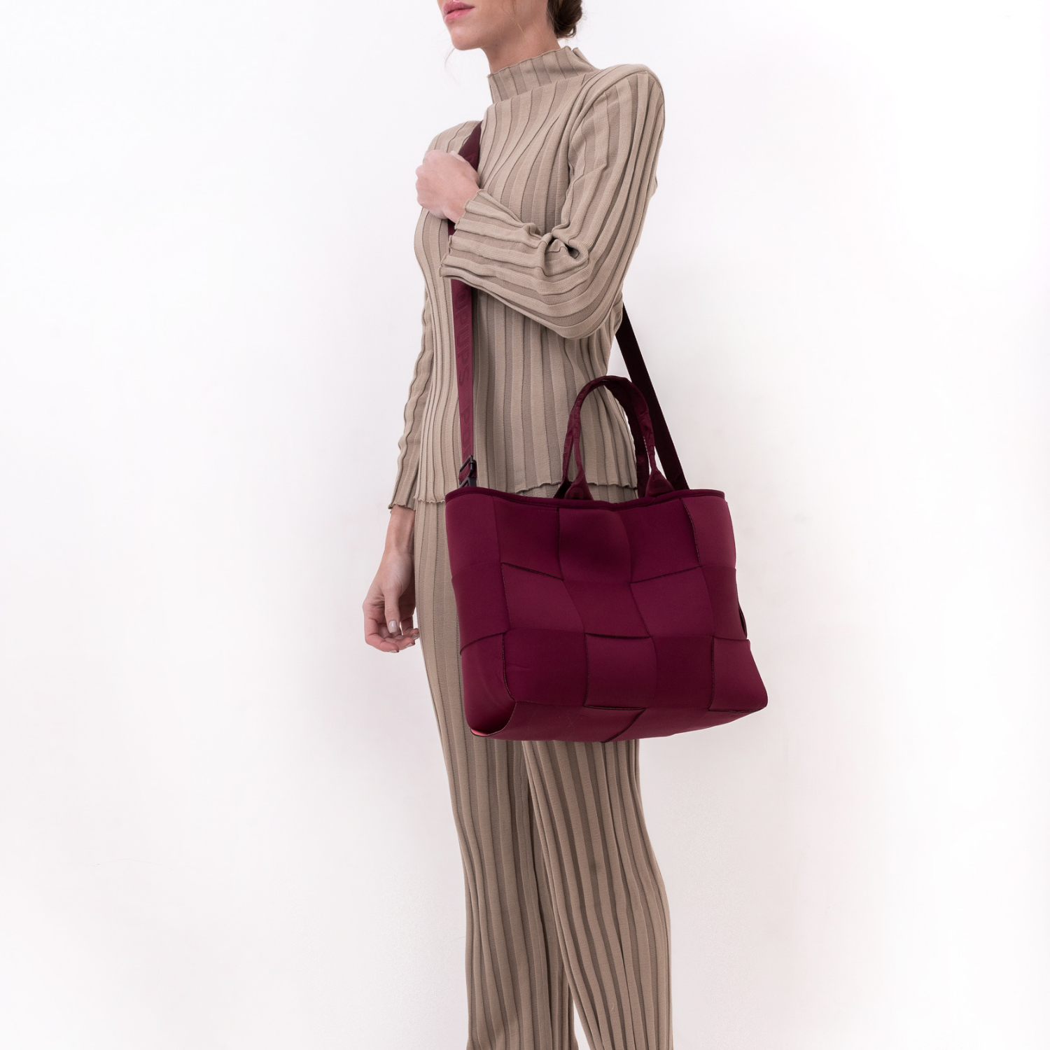 ICON TOTE BERRY