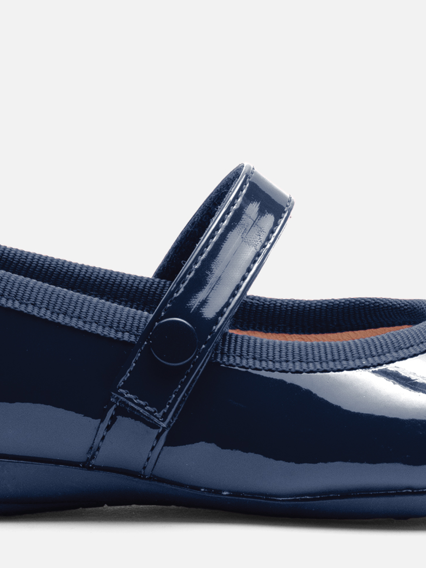 Caroline Navy