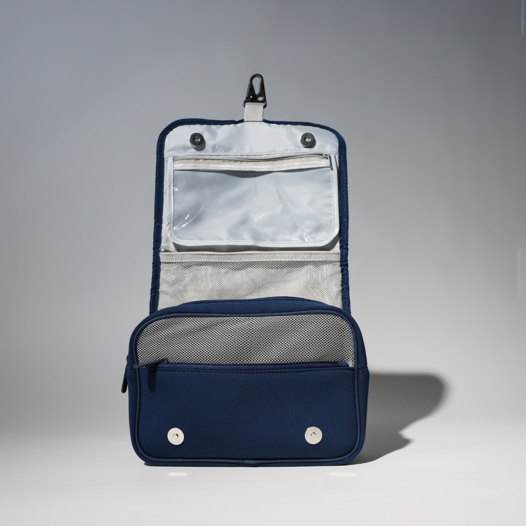 TOILETRY BAG DEEP BLUE