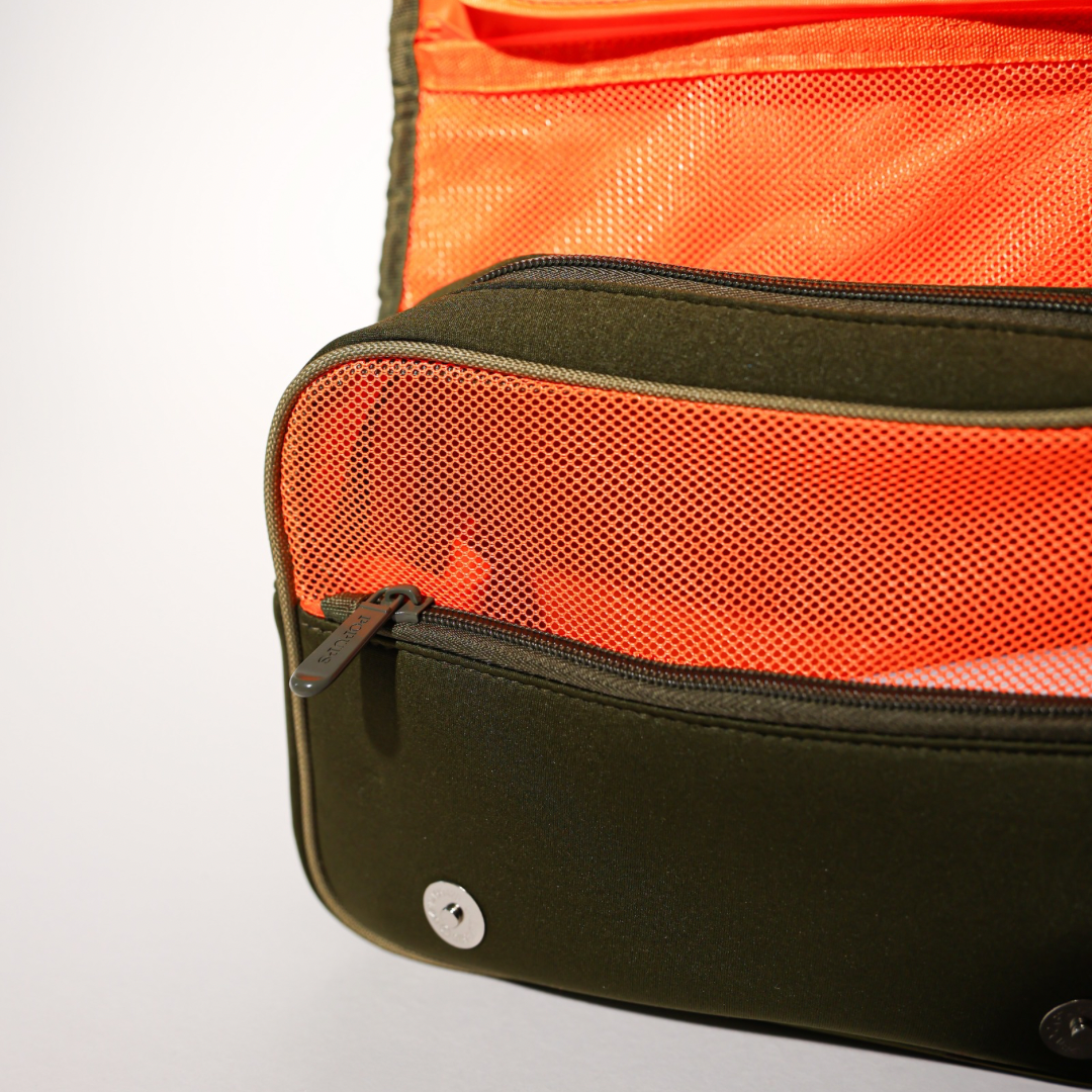 TOILETRY BAG SAFARI GREEN