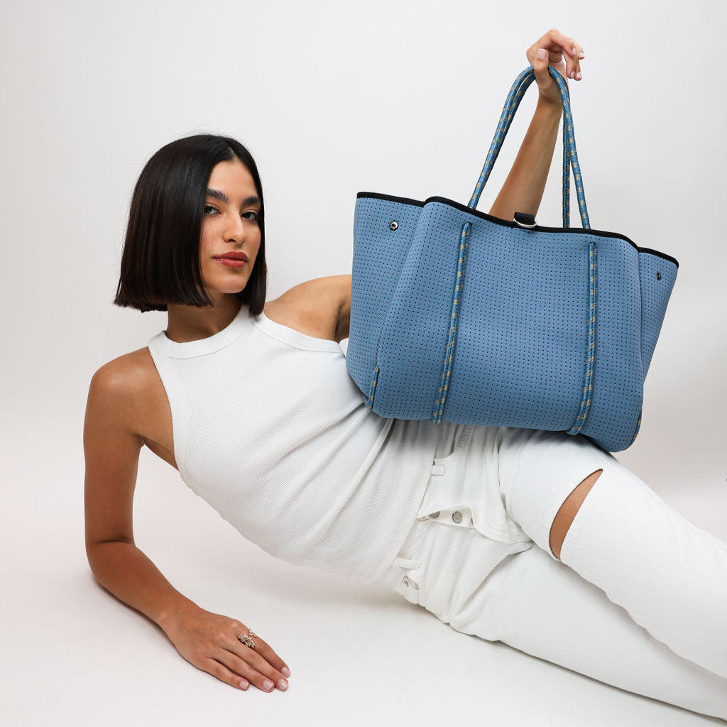 EVERYDAY TOTE STORMY BLUE