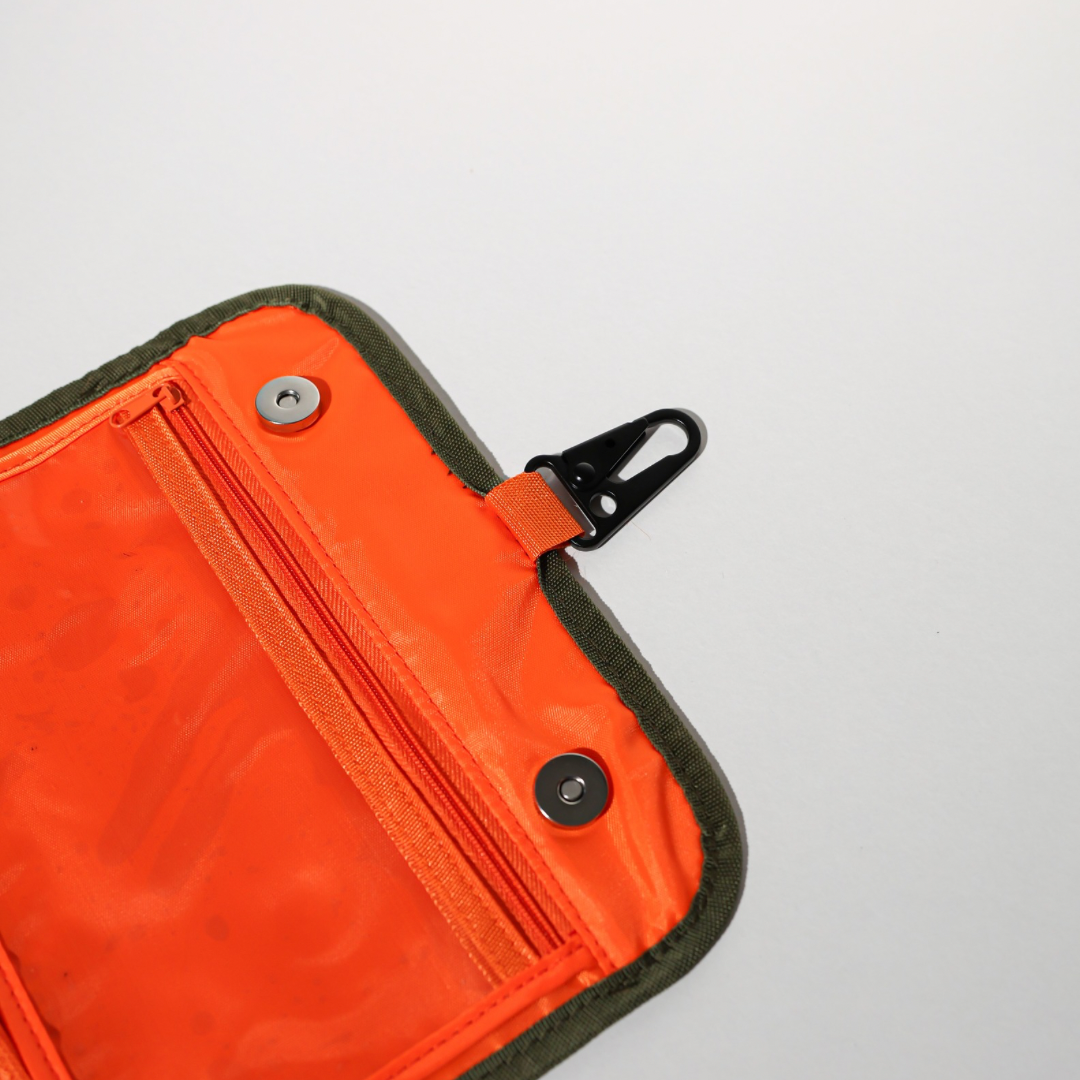 TOILETRY BAG SAFARI GREEN
