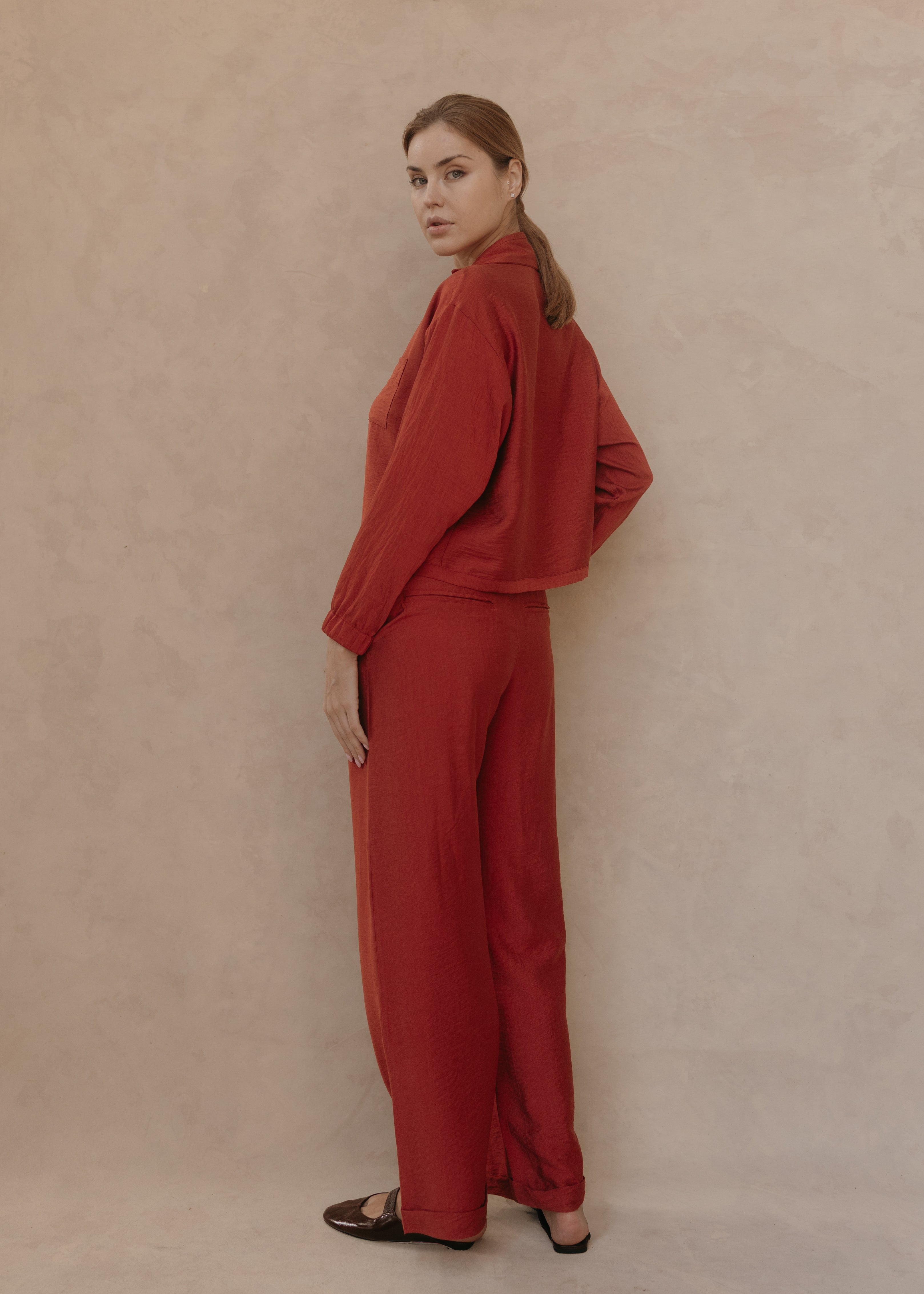 Camisa Lilith color ladrillo – vista frontal de producto