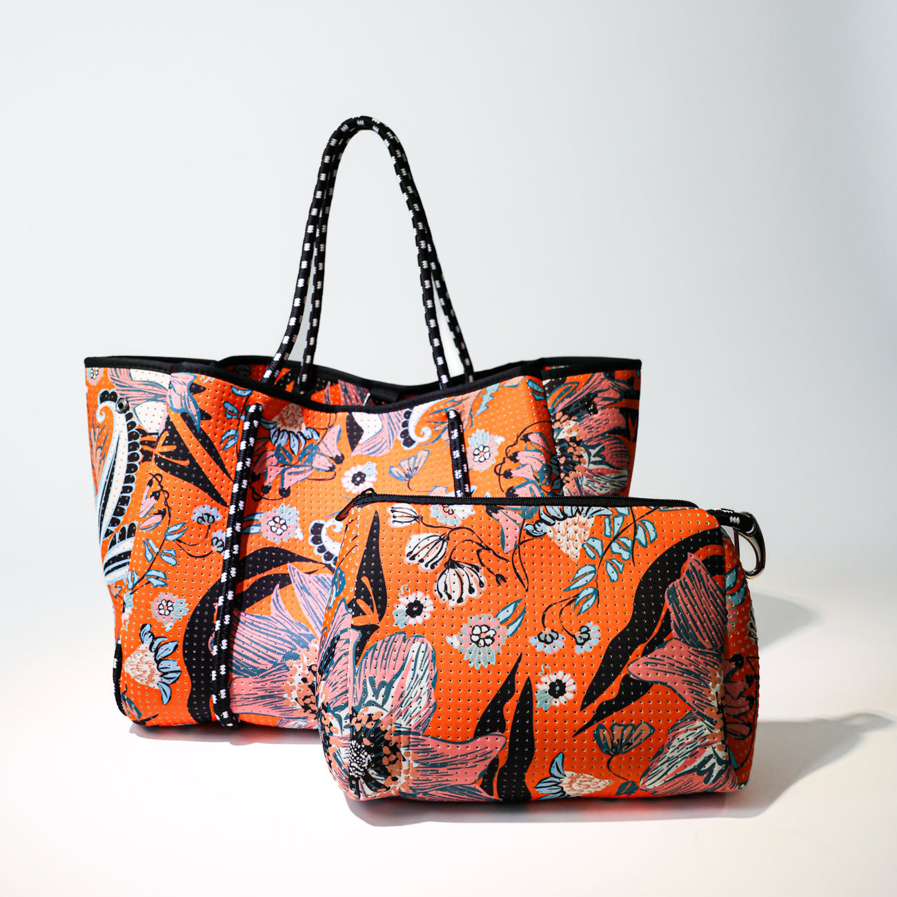ESSENTIAL POUCH BLOSSOM ORANGE
