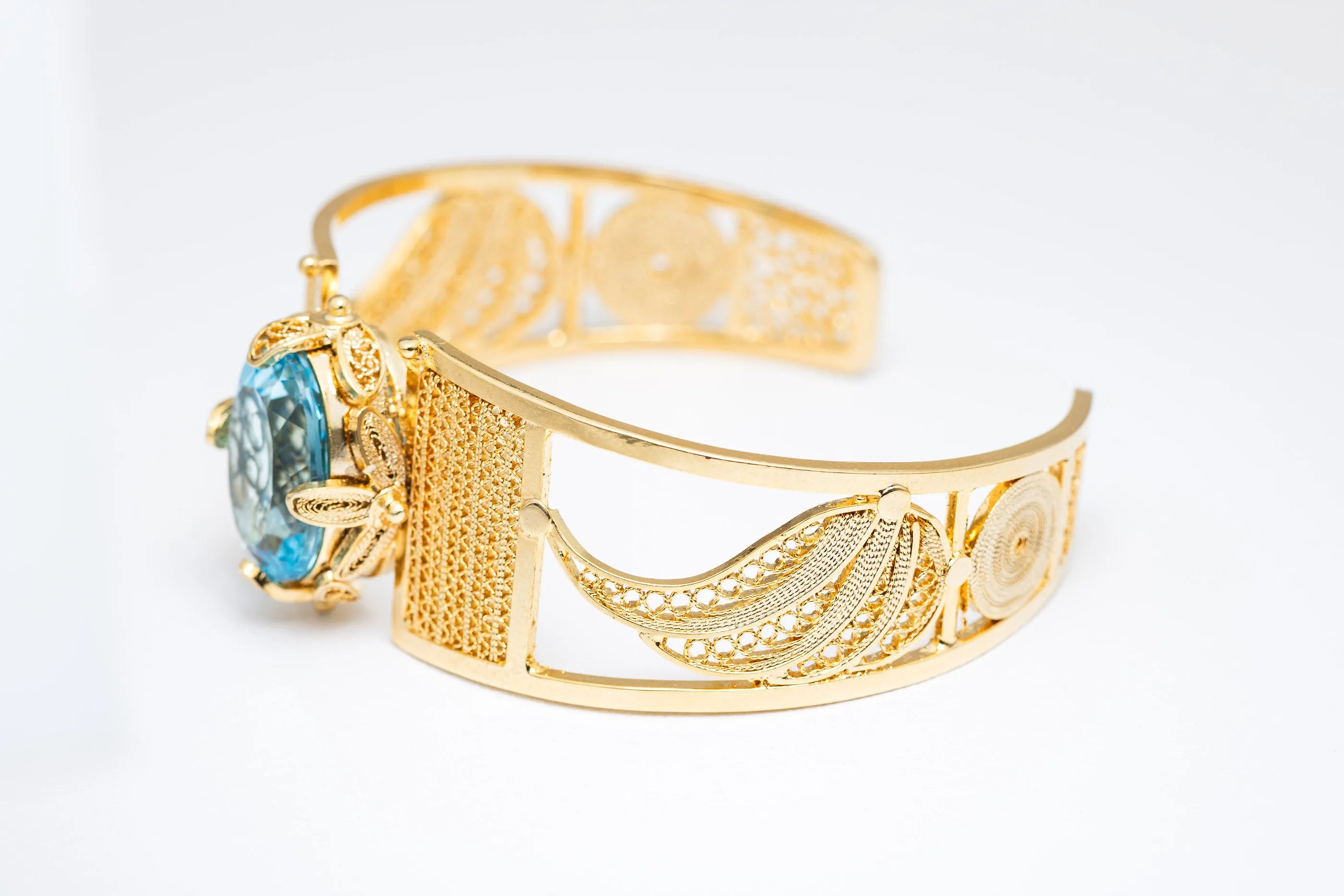 Guiding Wings Bracelet