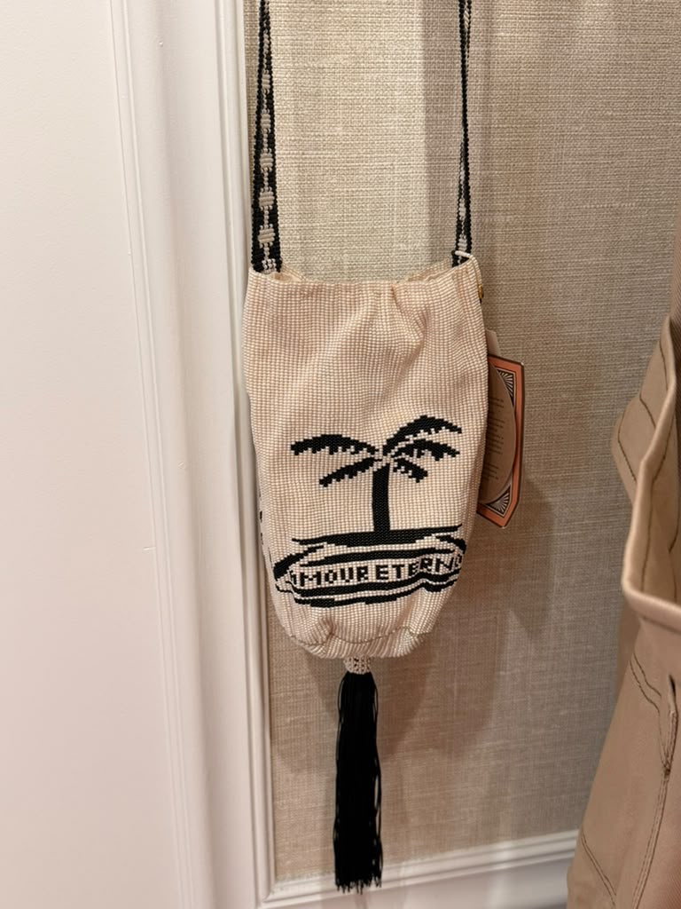 La Mochila Beads · Historia beige