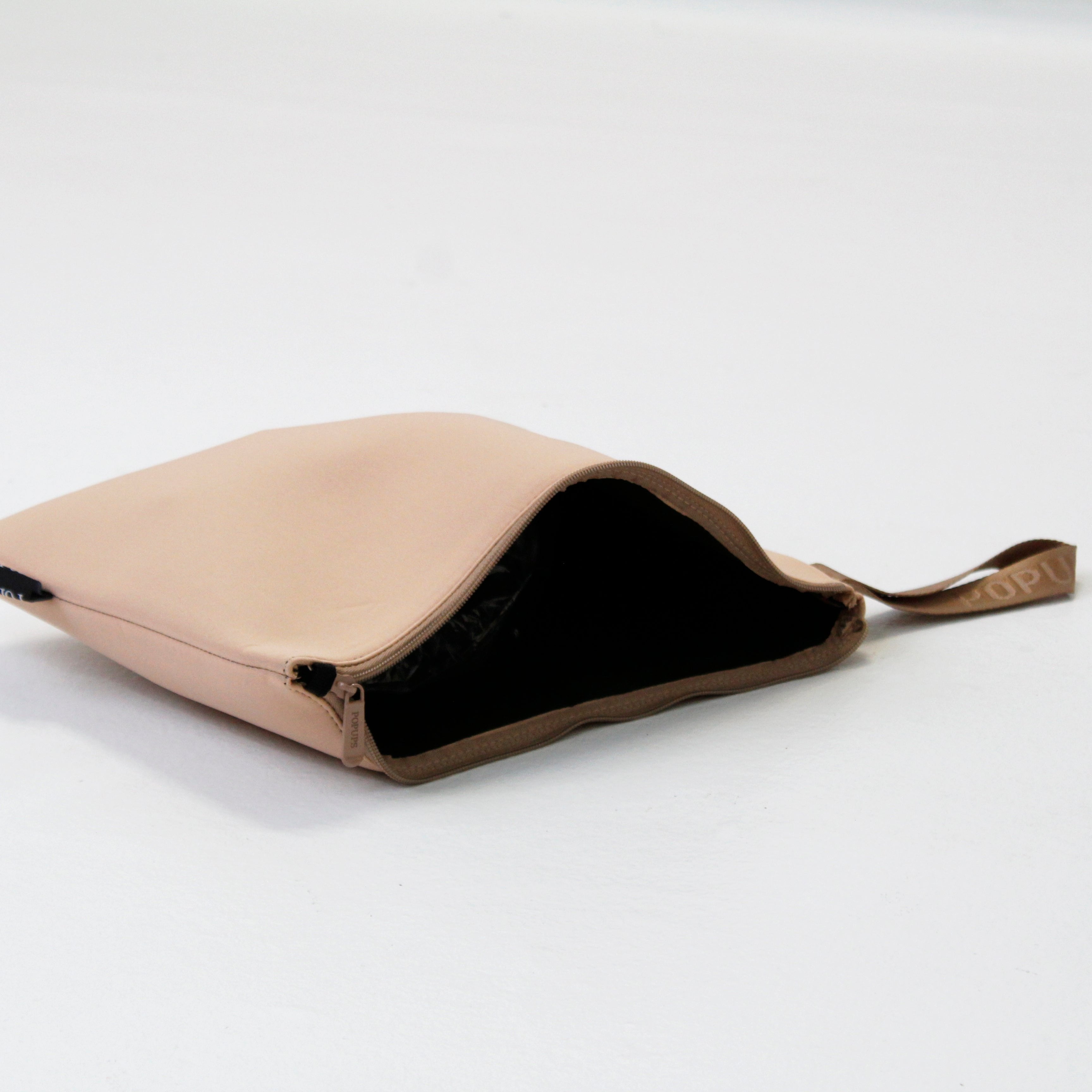 LAPTOP SLEEVE TAN