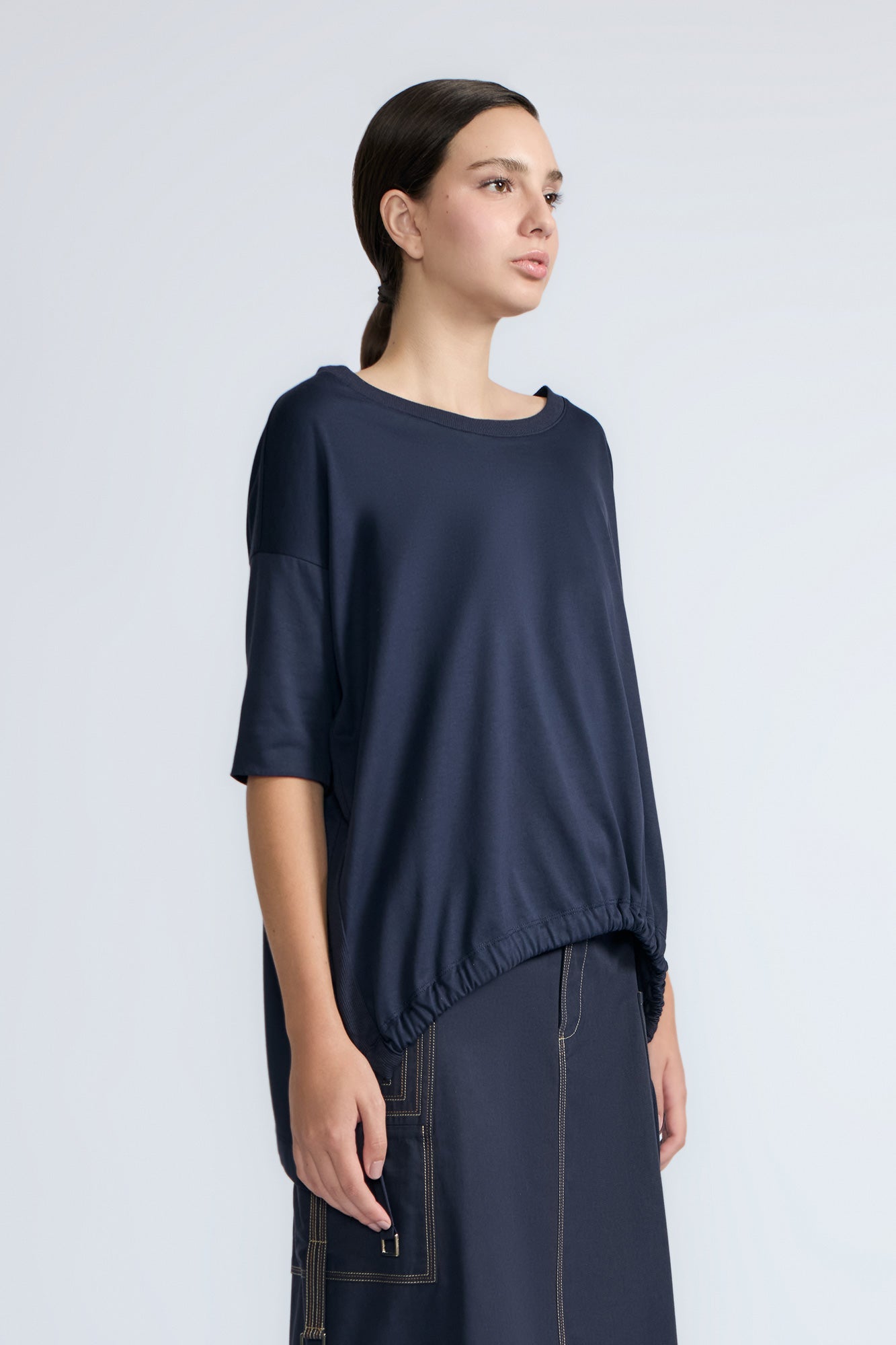 Amaya Asymmetric Cotton Top | Navy