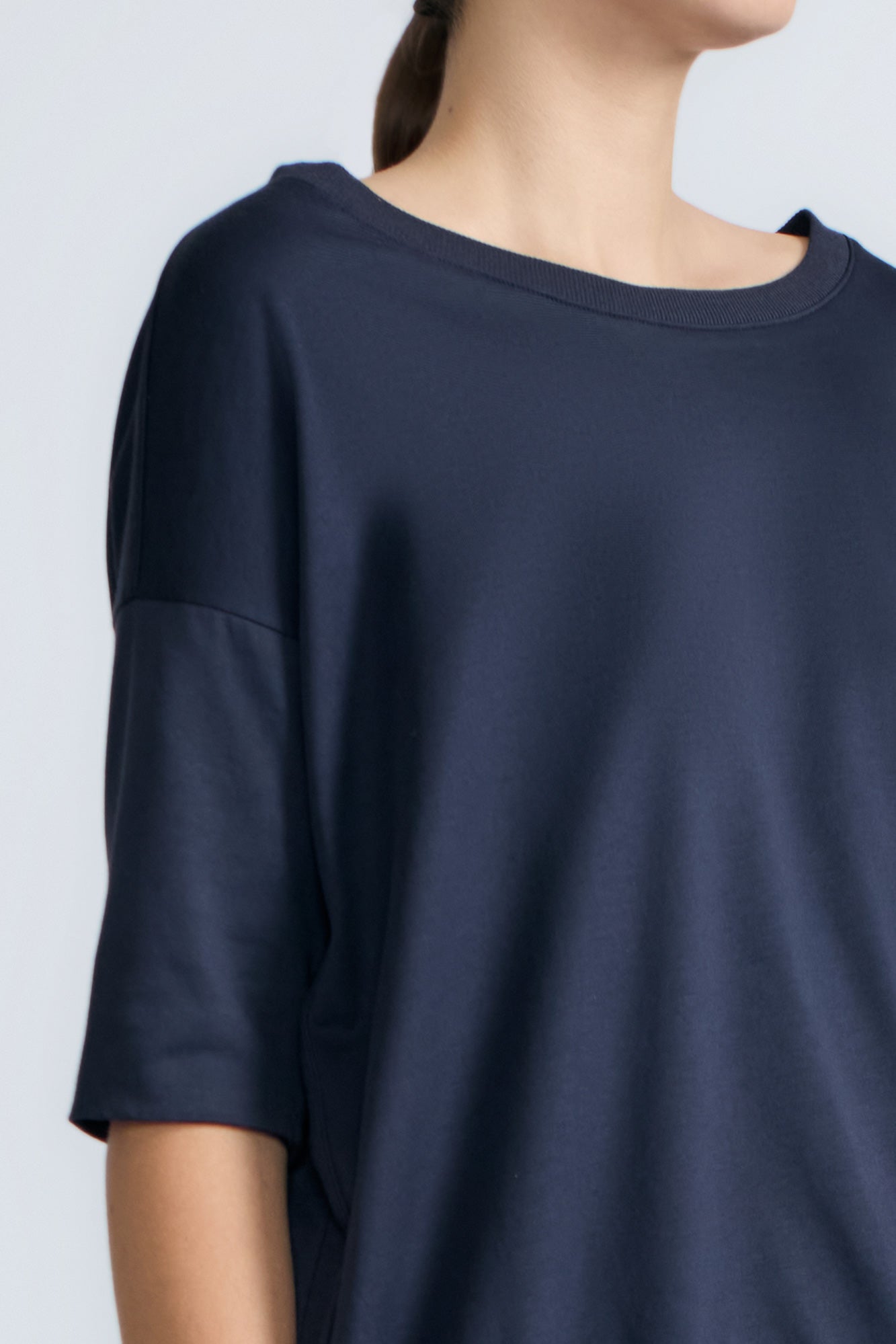Amaya Asymmetric Cotton Top | Navy