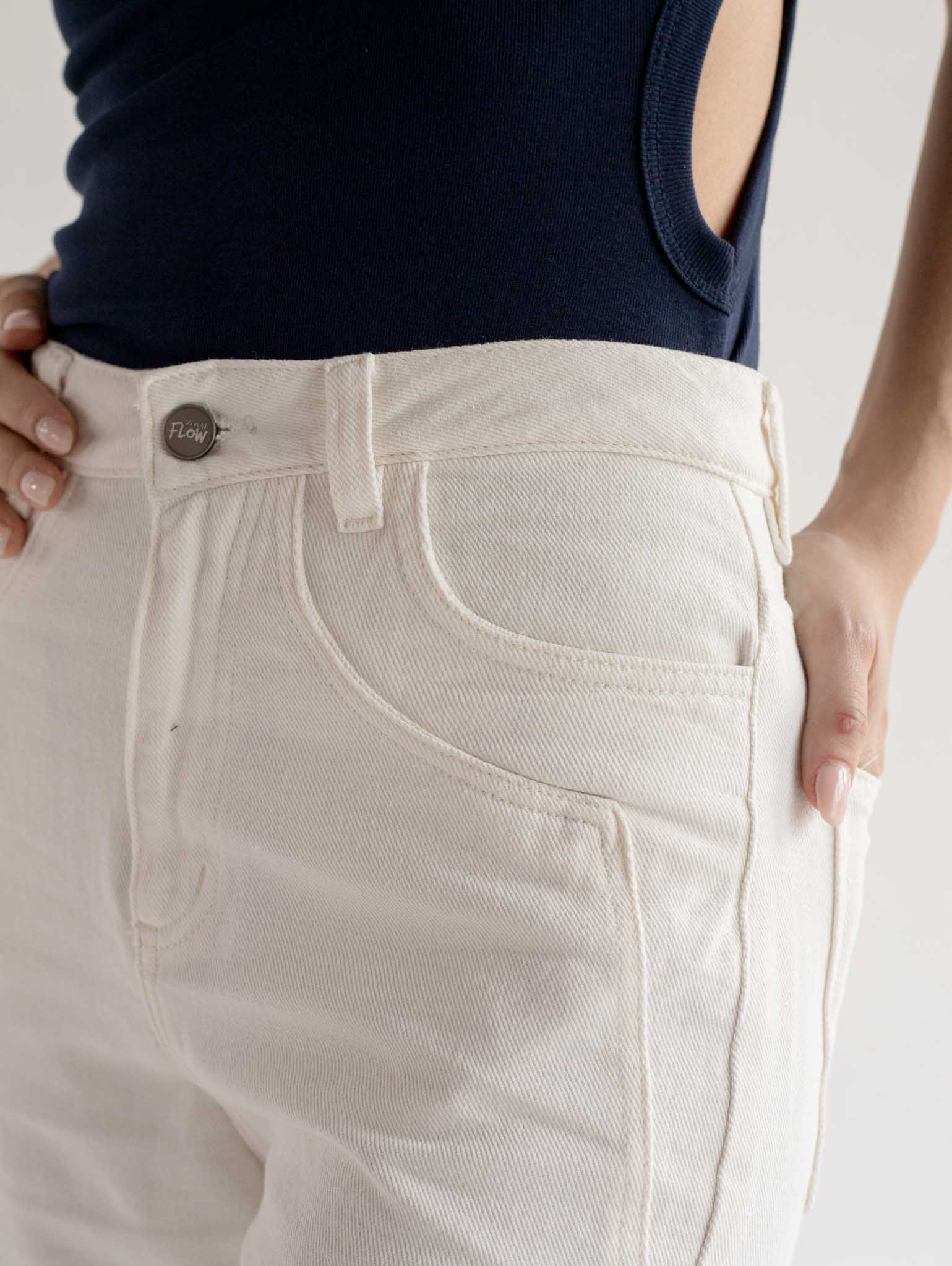 Jean Pockets Off White