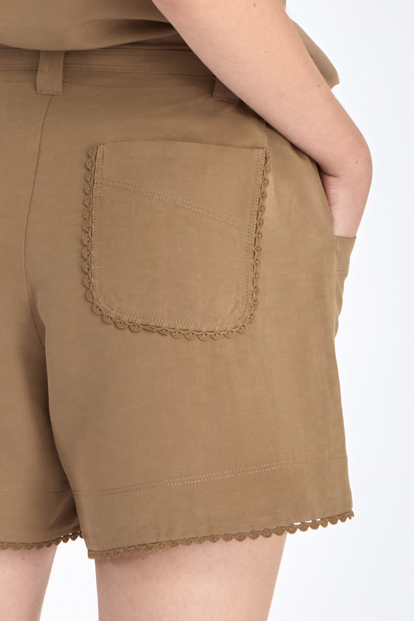Lira Belted Linen Blend Short | Taupe