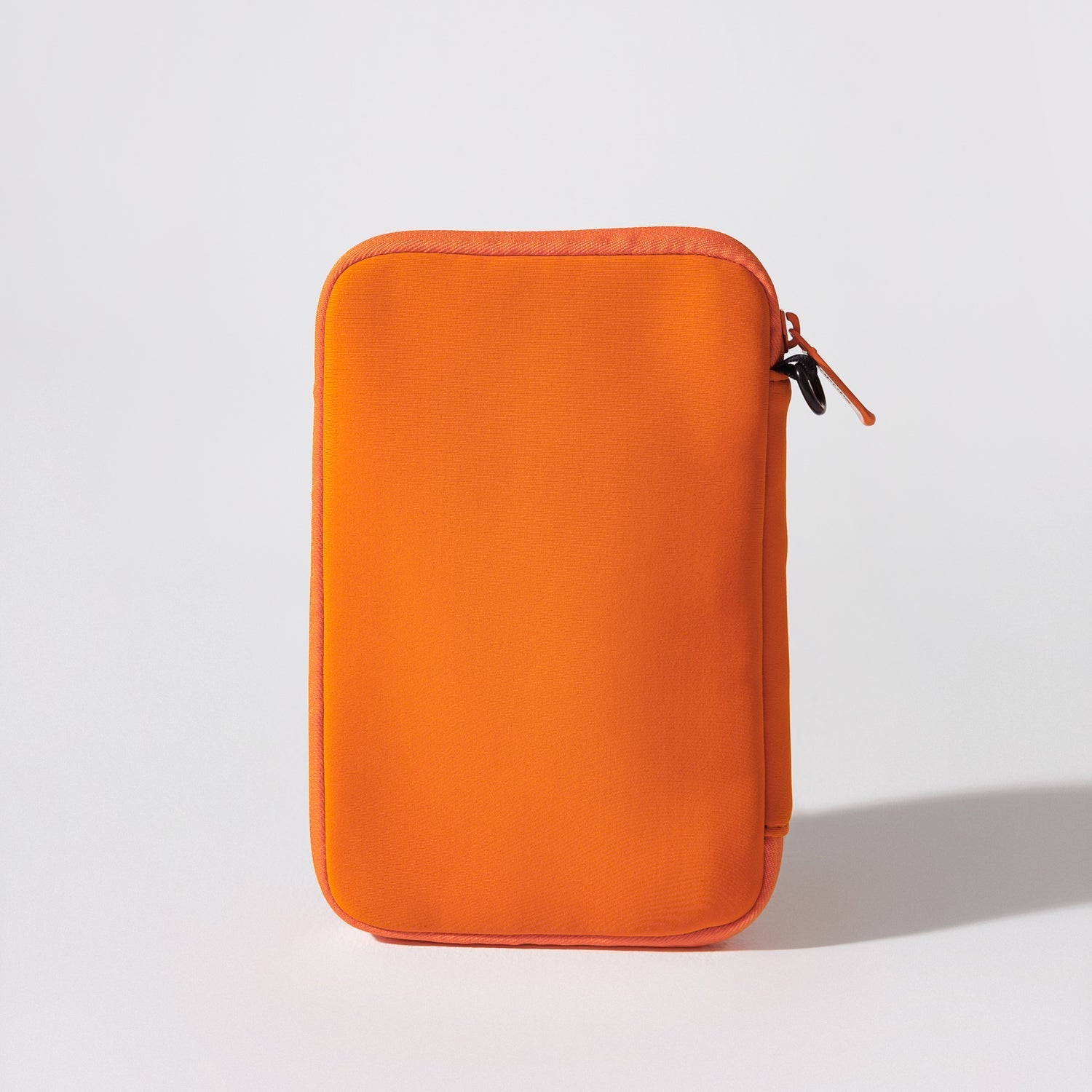 PASSPORT WALLET BURNT ORANGE